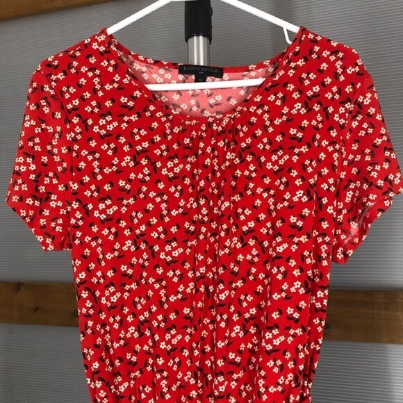 BR Fcty Red White Floral Fit & Flare Flounce Hem Short Sleeve Dress Sz M - Picture 3 of 15